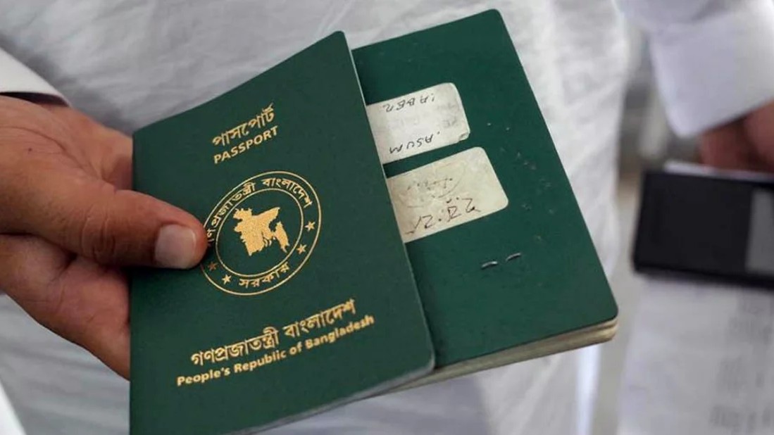 রেমিট্যান্স যোদ্ধাদের পাসপোর্ট ফি কমাতে পদক্ষেপ নিচ্ছে সরকার